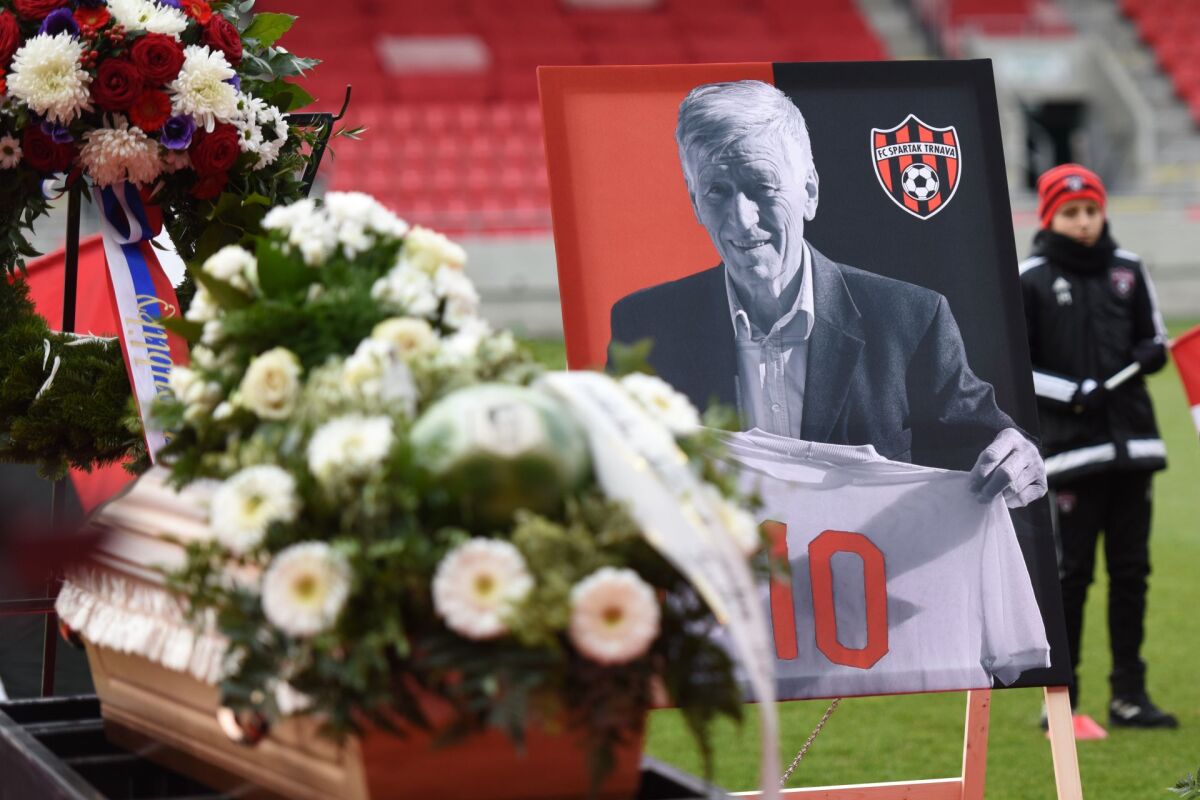 SR šport futbal Jozef Adamec rozlúčka pietna Trnava TTX