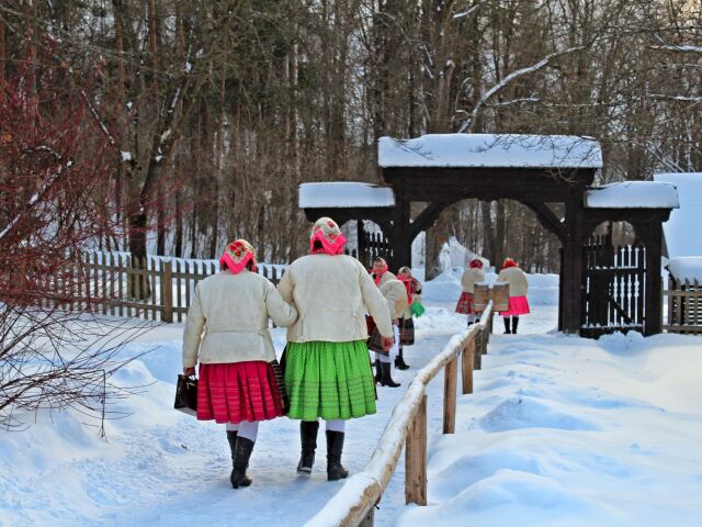 trojkralova liturgia, skanzen, kroje