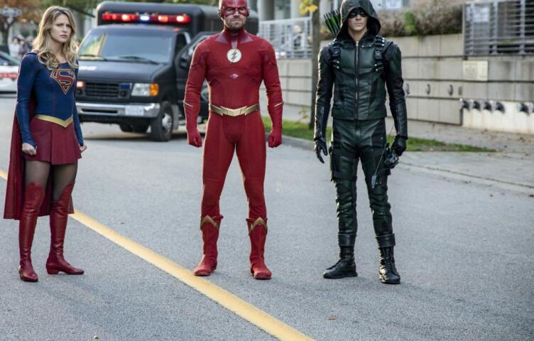 arrow, the flash, supergirl,