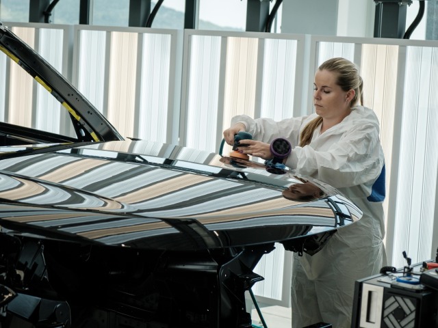 jaguar land rover, treningove centrum