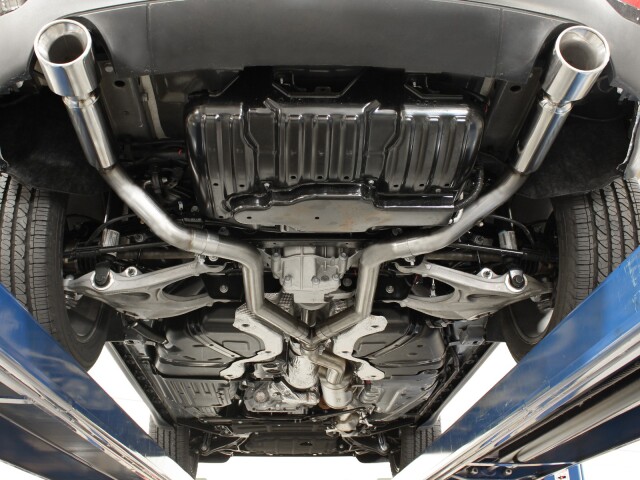 Jeep Grand Cherokee - výfuk