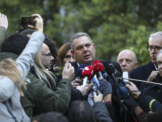 Grécko, demisia, Kammenos