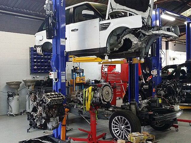 Land-Rover - servis