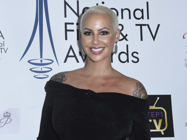 Amber Rose na archívnom zábere z decembra 2018.