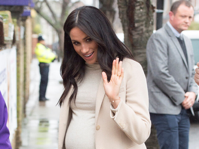 Tehotná vojvodkyňa Meghan prichádza na charitatívnu akciu na pomoc zvieratám v Londýne. 