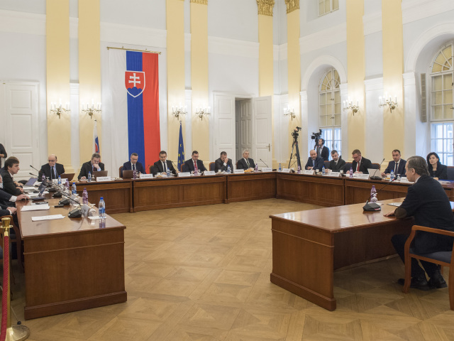 SR justícia NR SR ústavní sudcovia kandidáti vypočutie BAX
