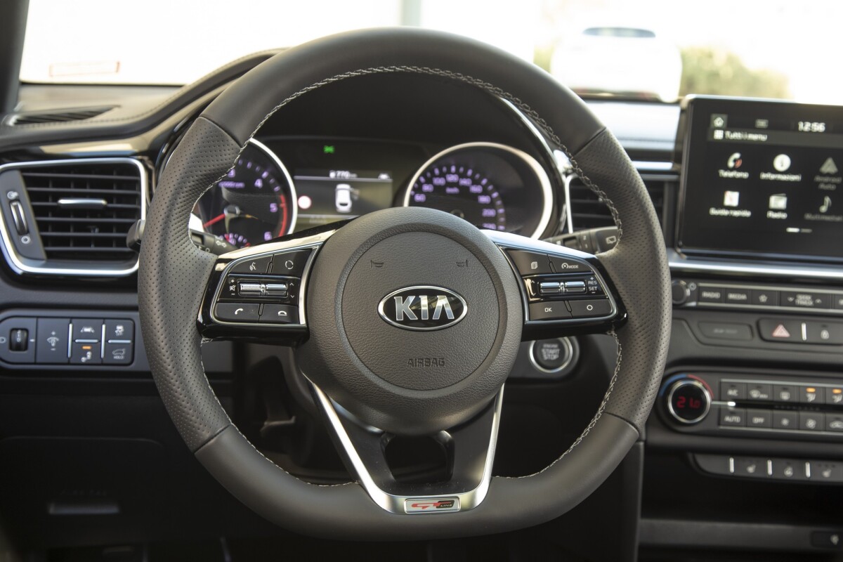 Kia ProCeed