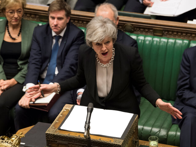 tehresa mayová, brexit, parlament, snemovňa, plán B