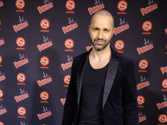 Spevák Robo Opatovský na párty The Voice Česko Slovensko. 