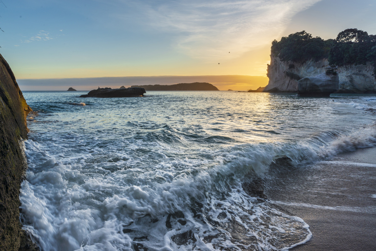 Nový Zéland, Polostrov Coromandel, Cathedral Cove