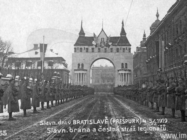 Slavobrána, Bratislava, Prešporok