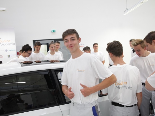 dualna akademia, dualne vzdelavanie, volkswagen