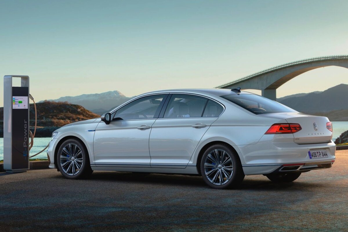 VW Passat GTE - 2019