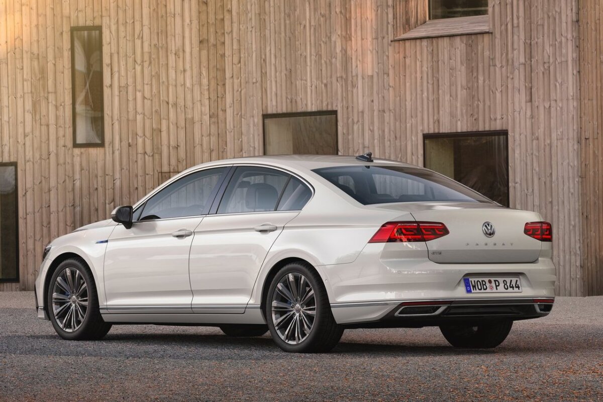 VW Passat GTE - 2019