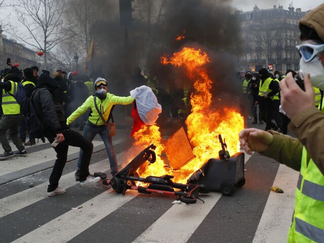 Francúzsko Protesty Žlté vesty
