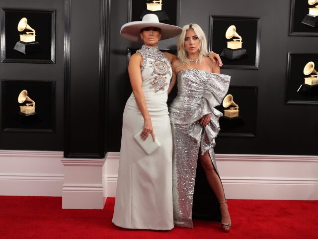 Spevácke kolegyne Jennifer Lopez (vľavo) a Lady Gaga.
