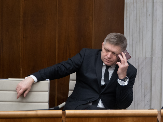 parlament, verejne hlasovanie, Fico,