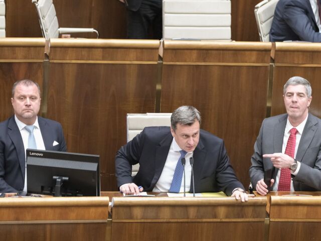 parlament, Danko, Bugár, Hrnciar,