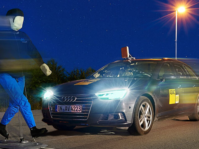 ADAC - autonómne brzdy