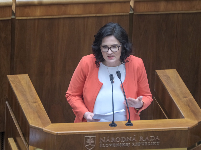parlament, Lubyova