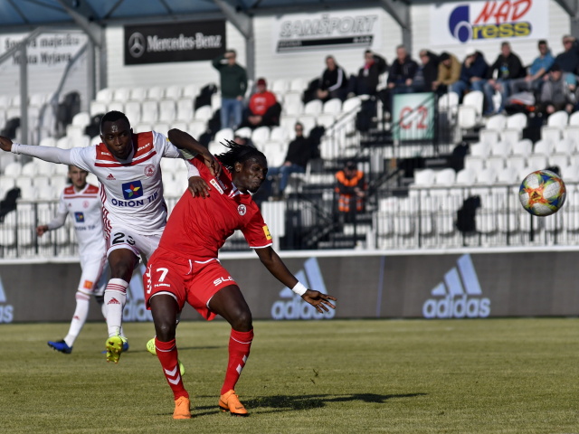 AS Trenčín, FK Senica