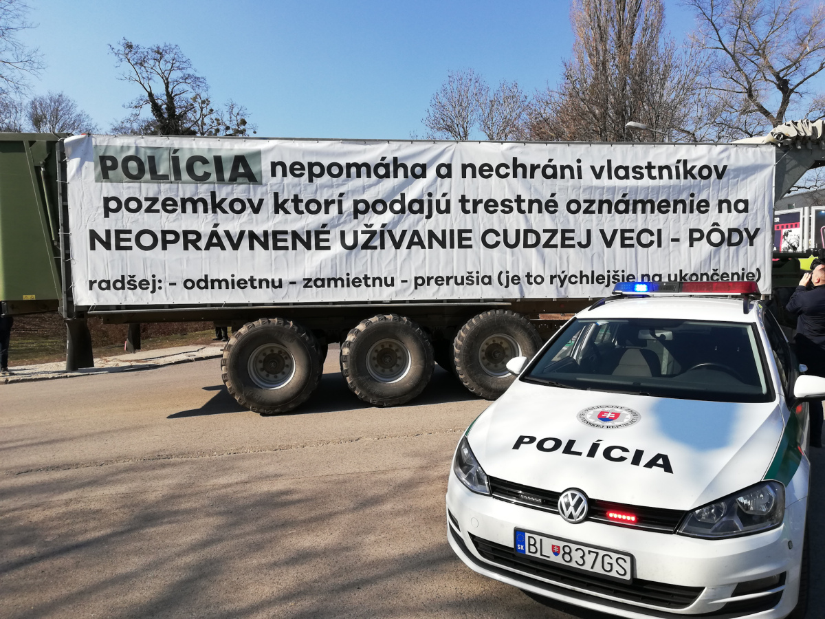 Protestujúci farmári