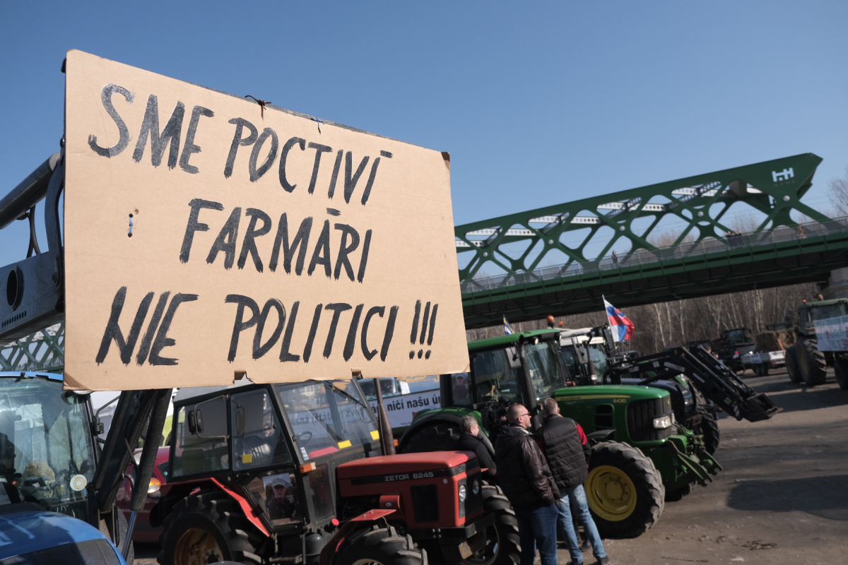 Protestujúci farmári