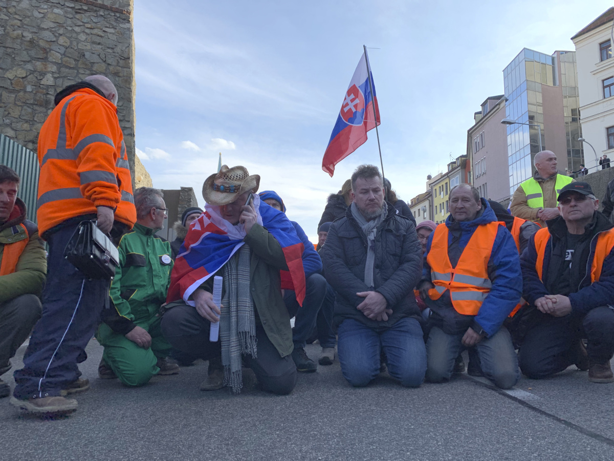 Bratislava Protest Farmári staromestská