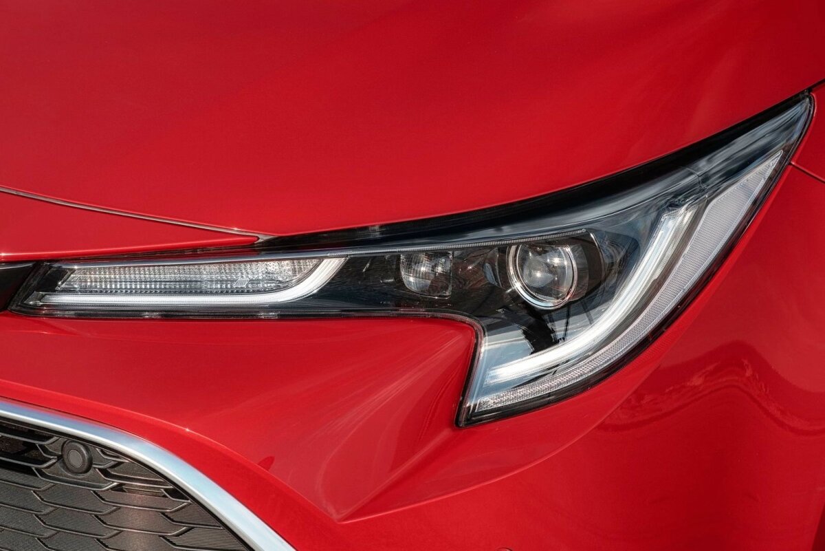 Toyota Corolla Hatchback - 2019