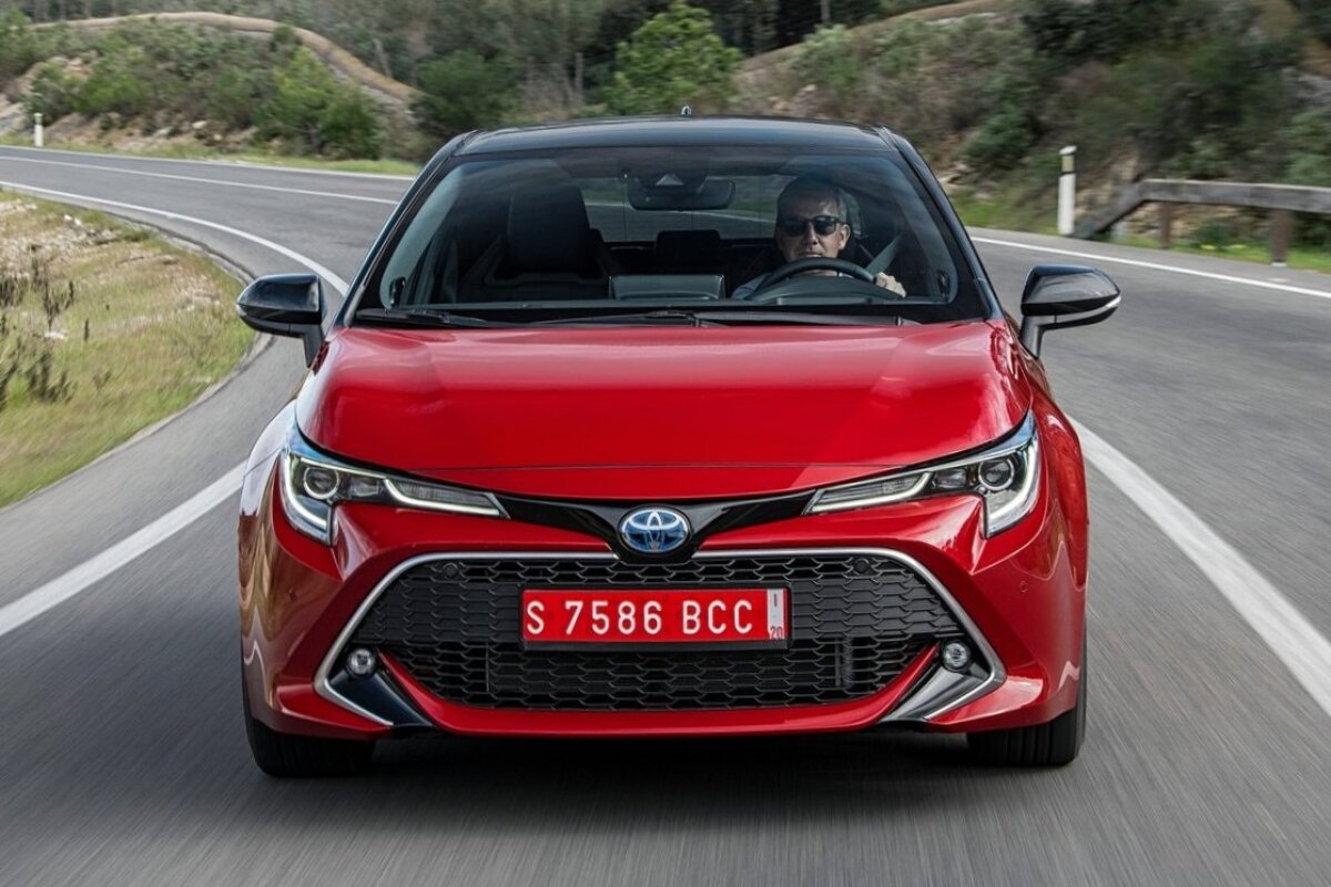 Toyota Corolla Hatchback - 2019