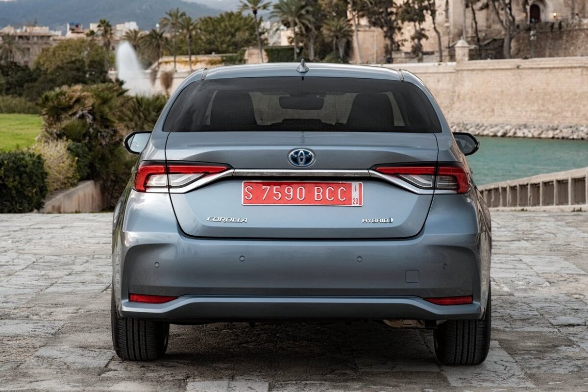 Toyota Corolla Sedan - 2019