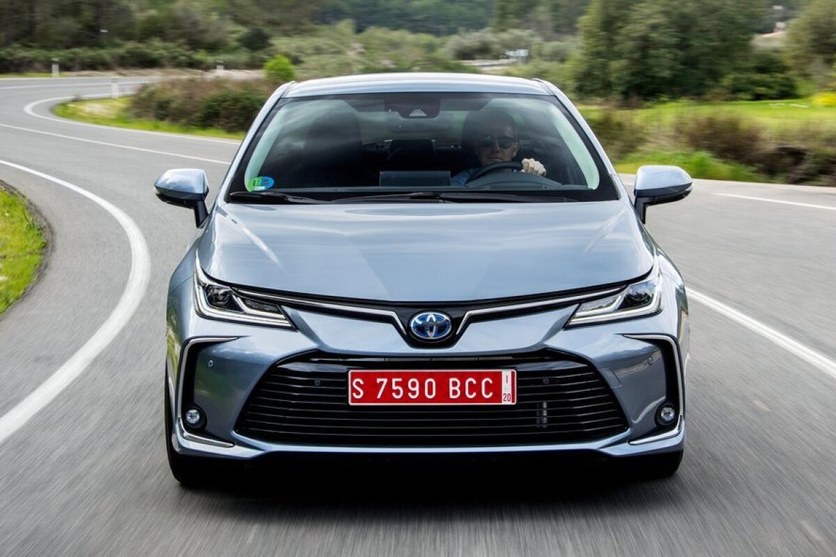 Toyota Corolla Sedan - 2019