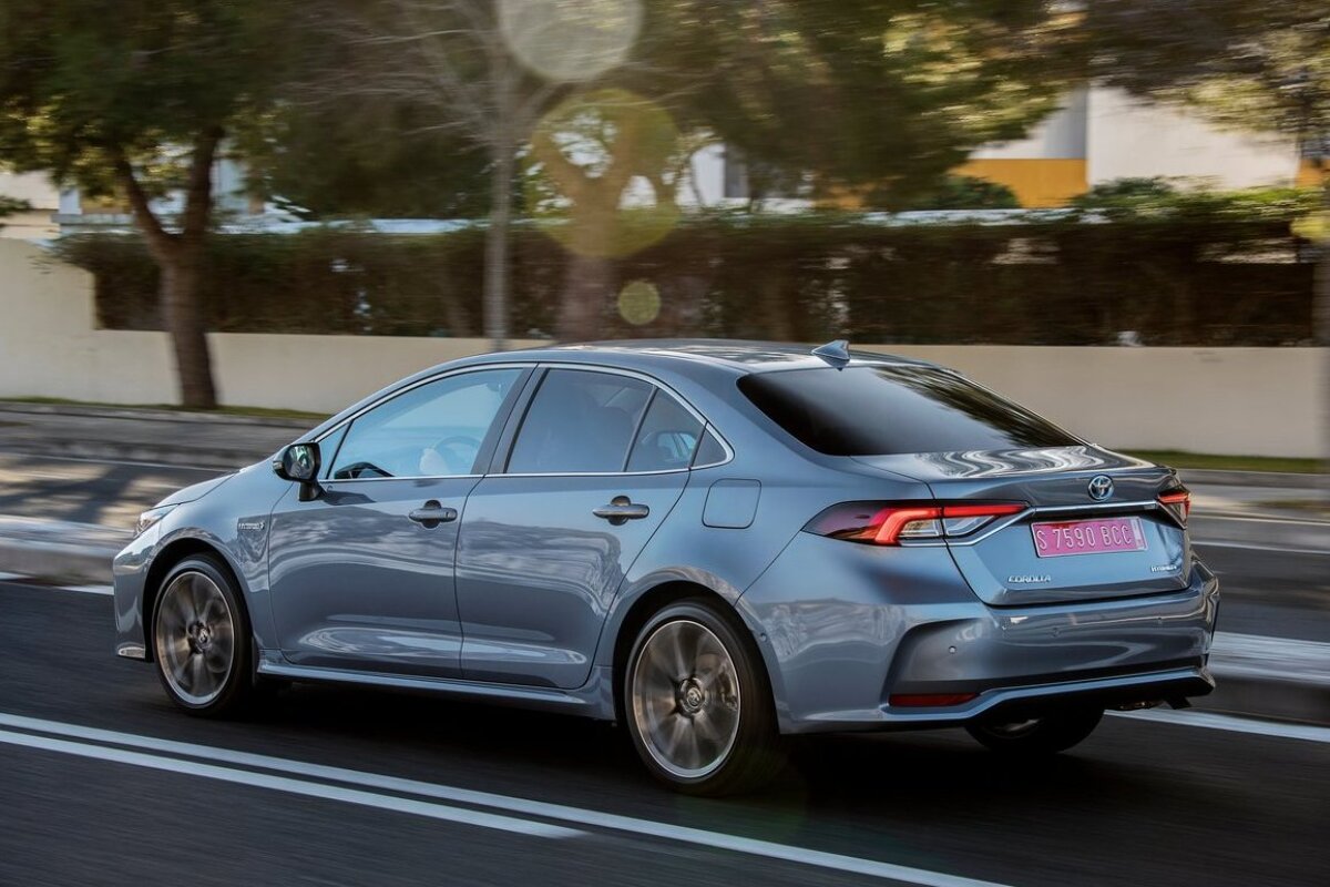 Toyota Corolla Sedan - 2019
