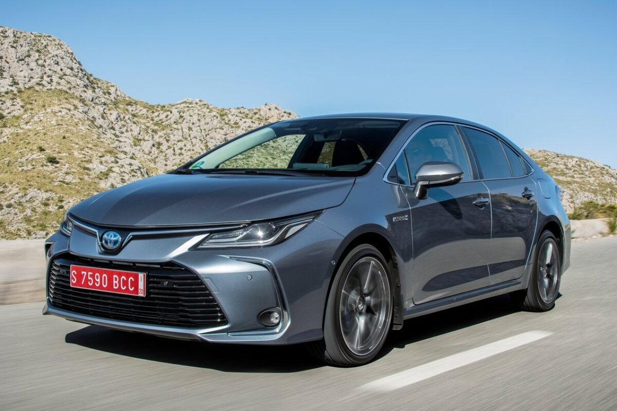 Toyota Corolla Sedan - 2019