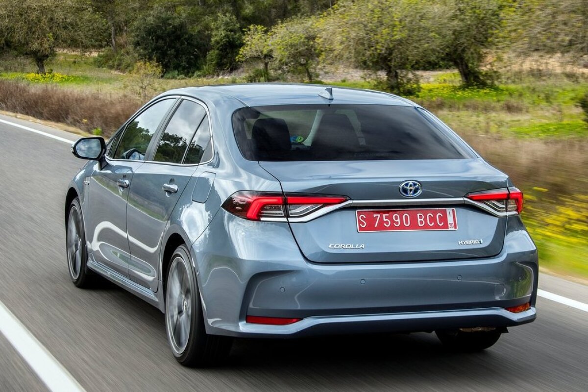 Toyota Corolla Sedan - 2019