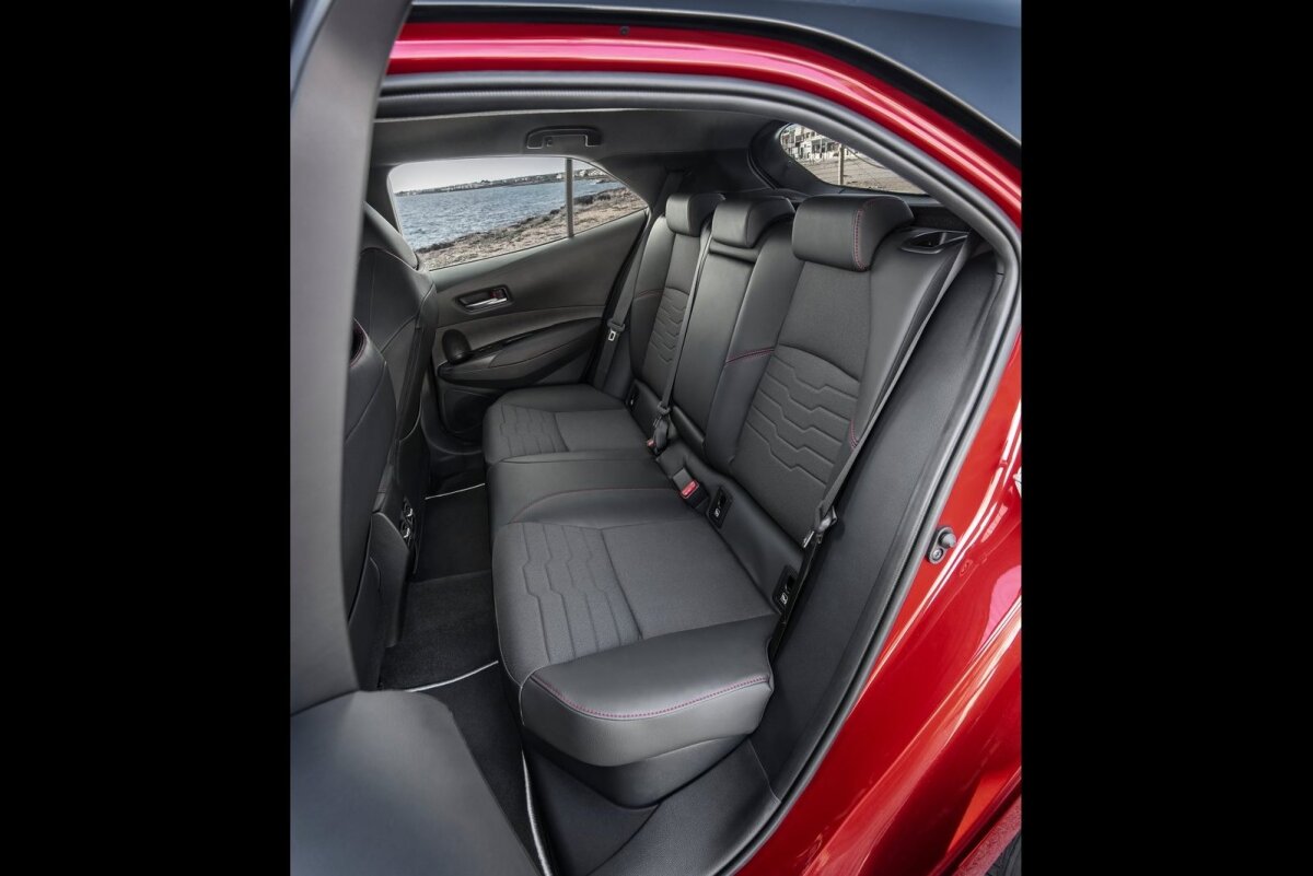 Toyota Corolla Sedan - 2019
