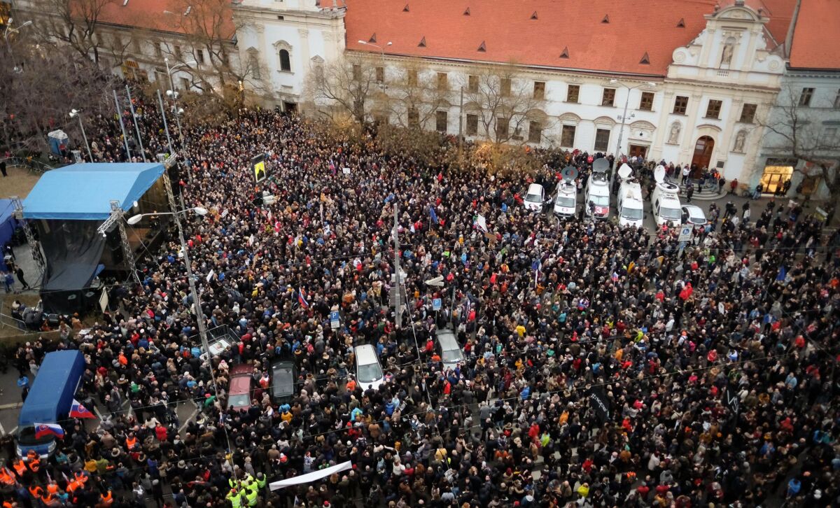 vyrocie, spomienka, kuciak, nam. snp, protest, za slusne slovens