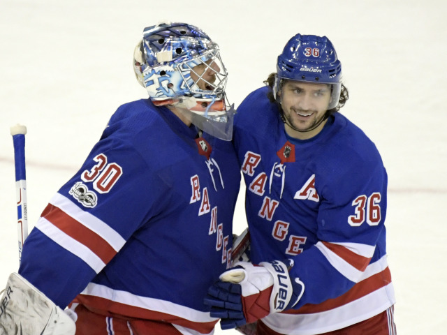 Mats Zuccarello Henrik Lundqvist