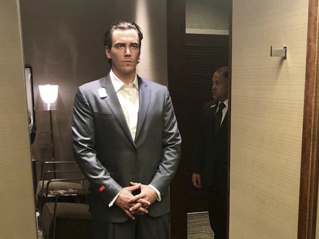 Moderátor Clark James Gable III na archívnom zábere.