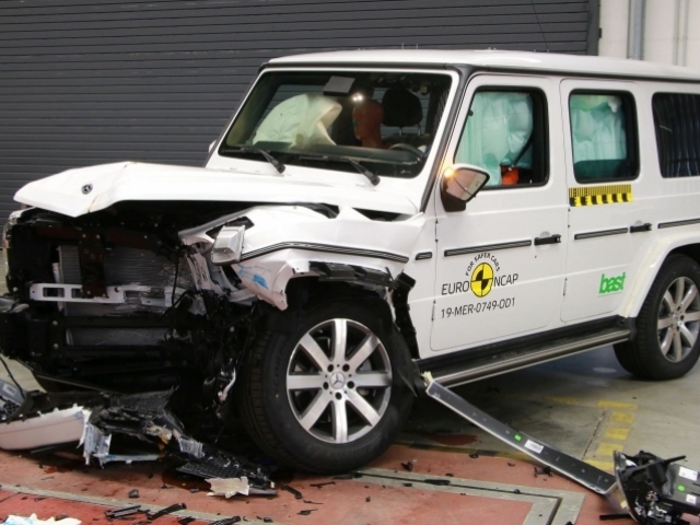Euro NCAP - Mercedes-Benz G