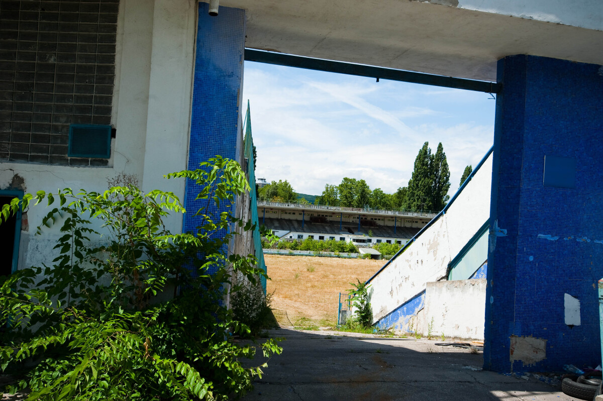Tehelné pole, 2012