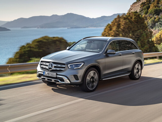 mercedes-benz glc 21 5c779bcf6d06c