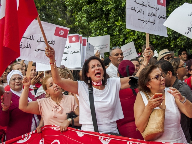 zeny PROTEST