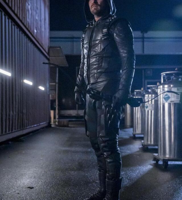 arrow, stephen amell,