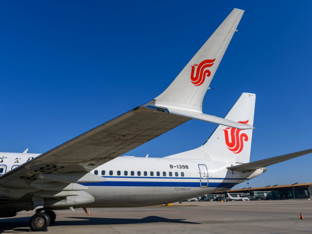 Boeing 737 MAX 8