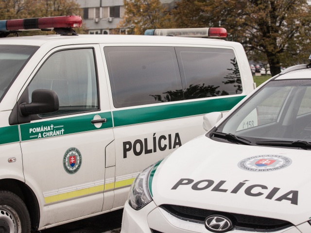 policia, policajne auta