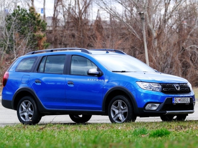 Dacia Logan MCV Stepway TCe - test 2010