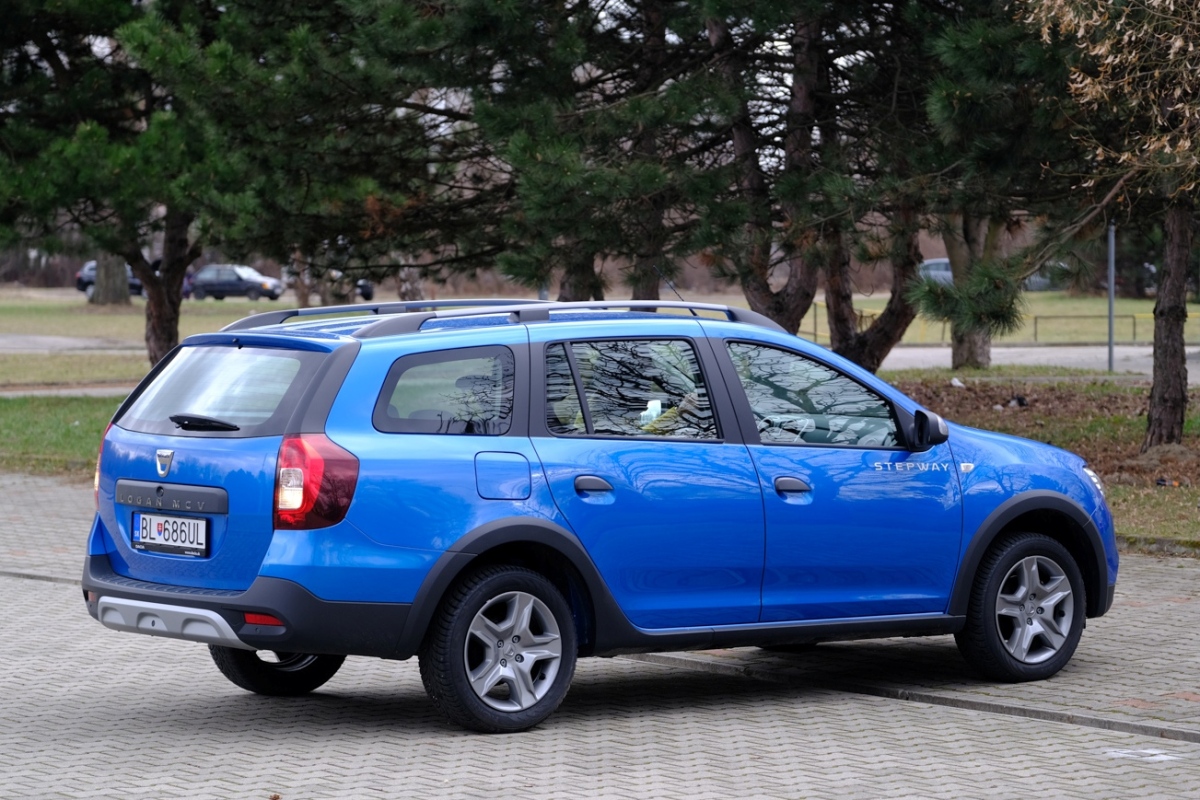 Dacia Logan MCV Stepway TCe - test 2010