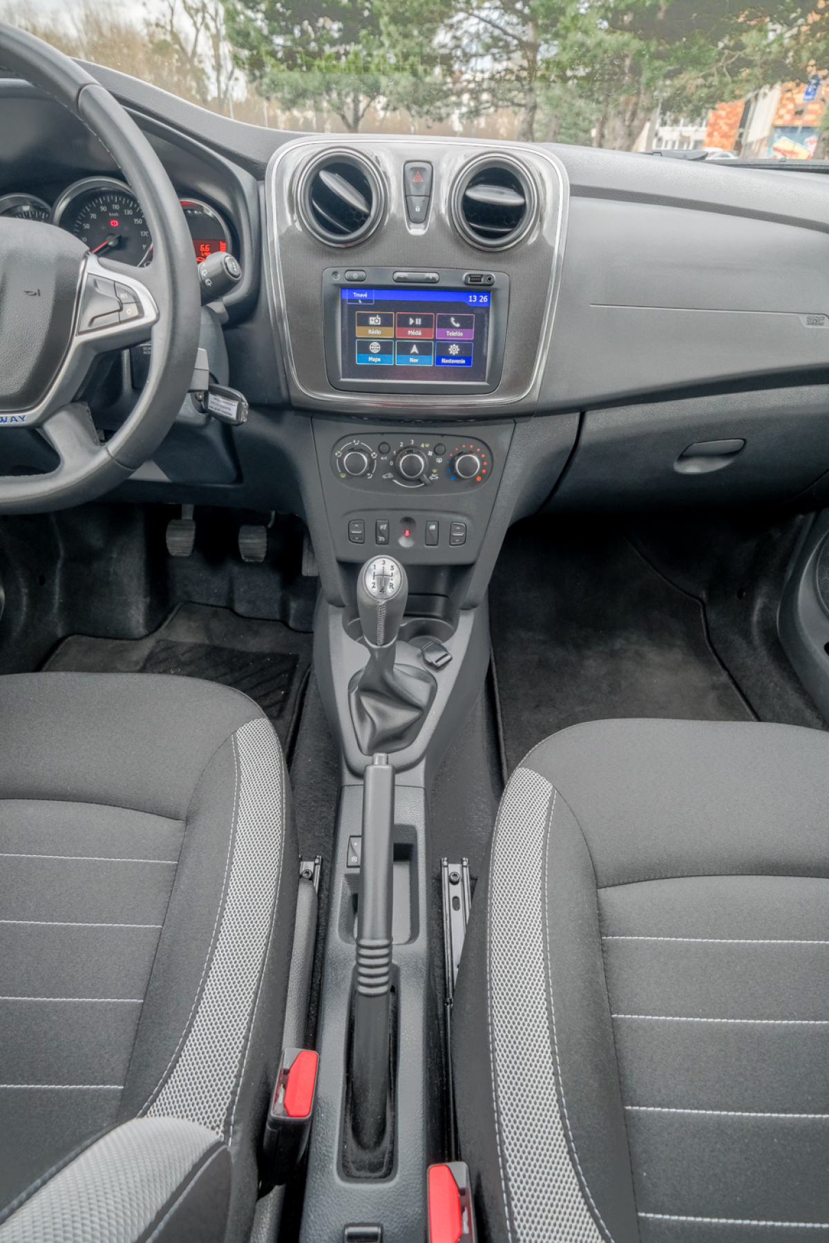 Dacia Logan MCW Stepway TCe - test 2010