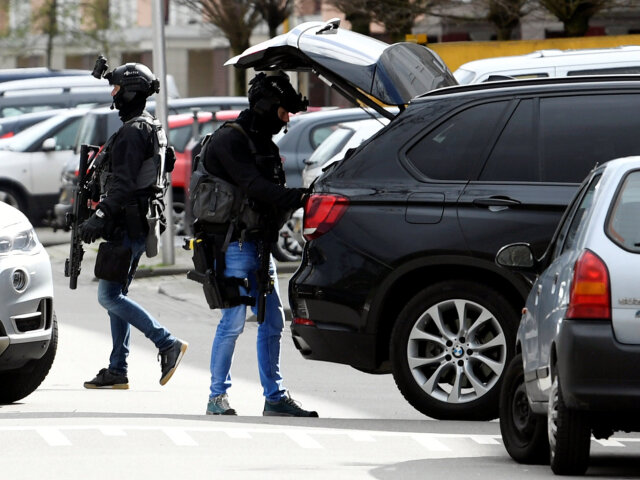 holandsko, streľba, ultrecht, polícia, zbraň